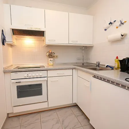 Ilka We 14 Apartment